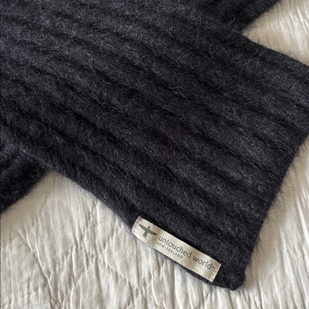 Untouched World Ribbed Scarf - Picture 4 of 8